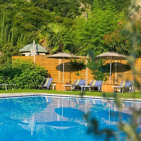 Active & Family Gioiosa فندق 4*