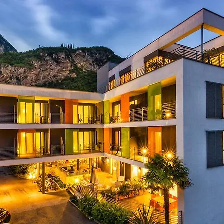 Hotel Active & Family Gioiosa 4*